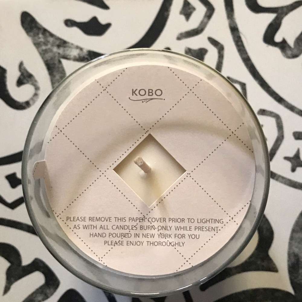 Bourbon Soaked Vanilla Pure Soy Candle-New! - Picture 3 of 4